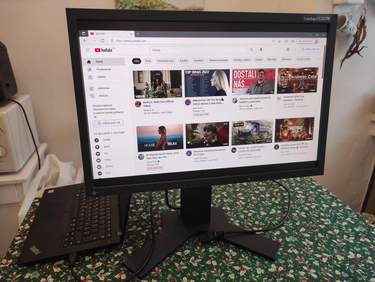 Eizo ColorEdge CG222W EIZO ColorEdge CG222W