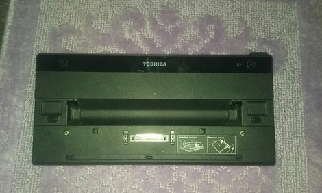 Držák na monitor stojan zn.Toshiba