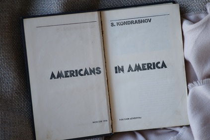 Kniha Americans in America Stanislav Kondrashov