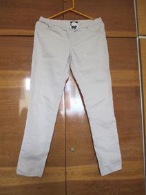 Kalhoty  plátěné barva bílá  H&M  vel EUR 40 Rezervace Lenda