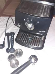 Kavovar espresso KRUPS XP 4000 nevyhazujto.cz